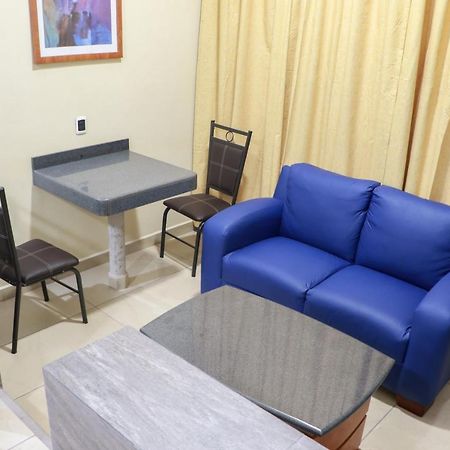 Autohotel Ilussion Córdoba Exteriör bild