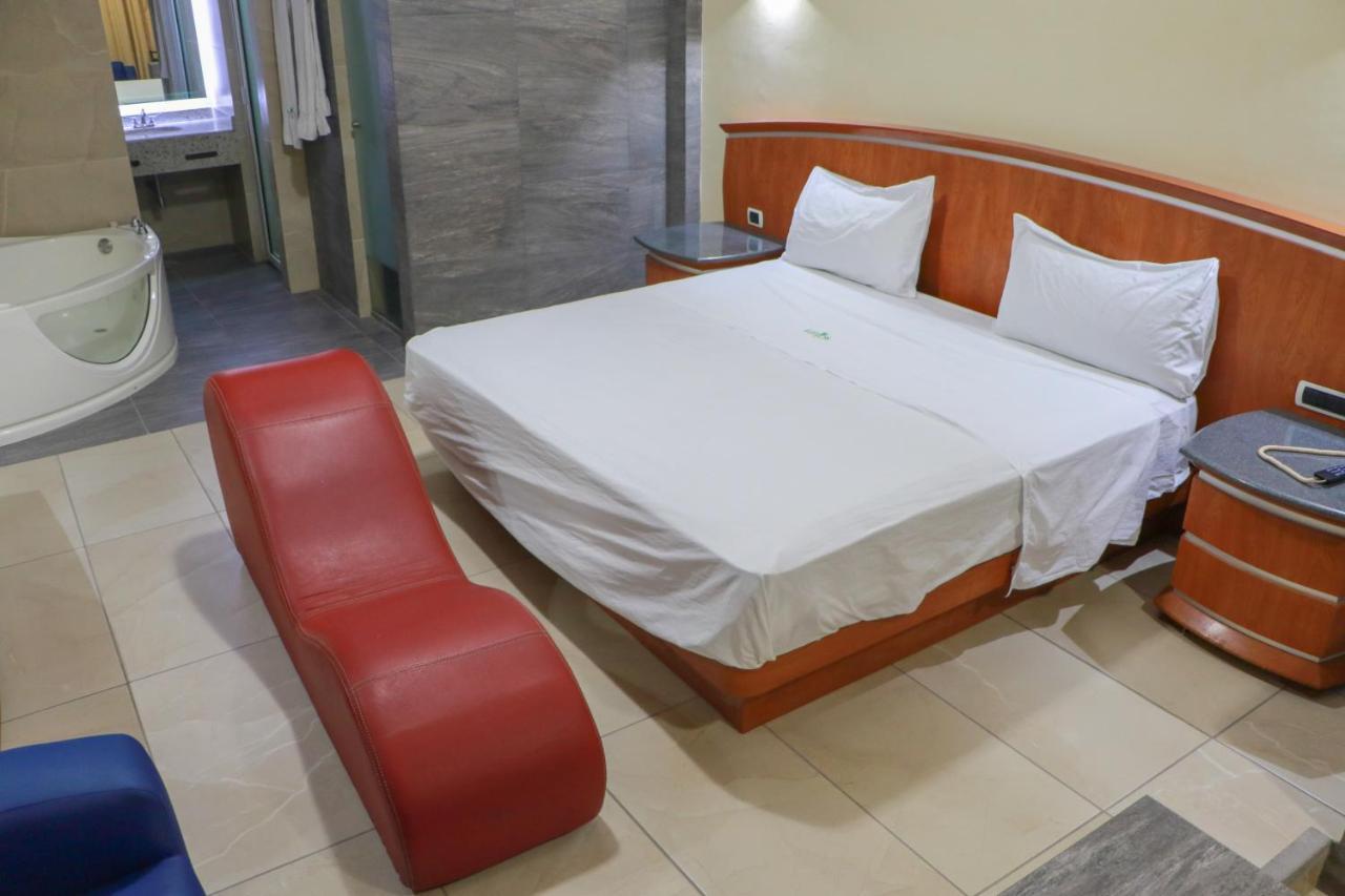 Autohotel Ilussion Córdoba Exteriör bild