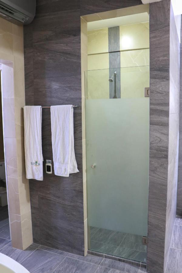 Autohotel Ilussion Córdoba Exteriör bild