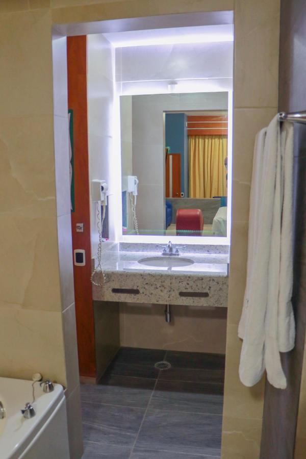 Autohotel Ilussion Córdoba Exteriör bild