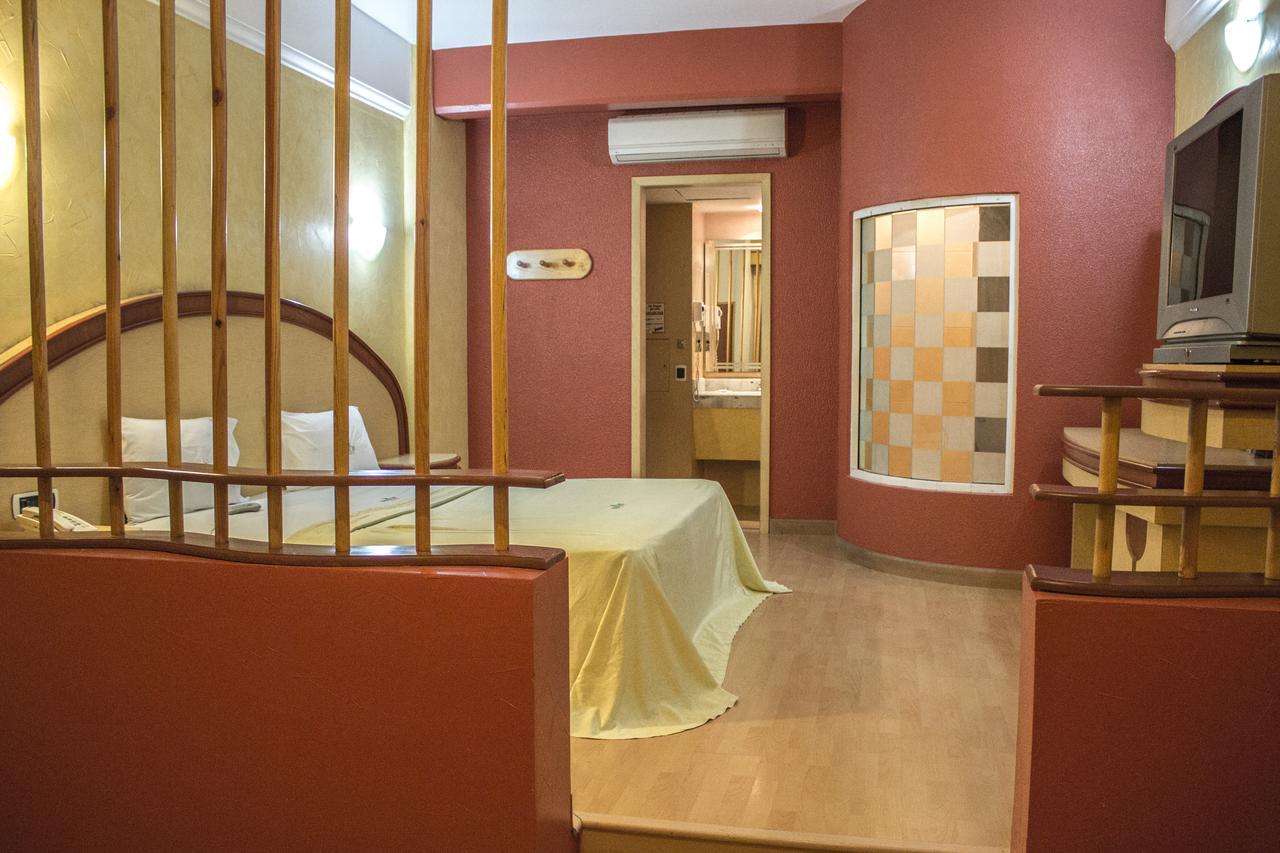 Autohotel Ilussion Córdoba Exteriör bild