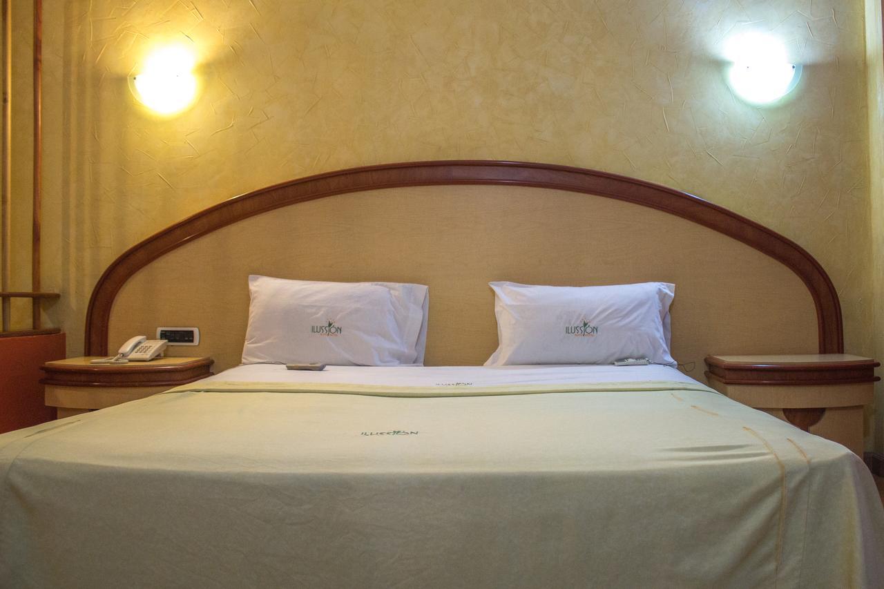 Autohotel Ilussion Córdoba Exteriör bild