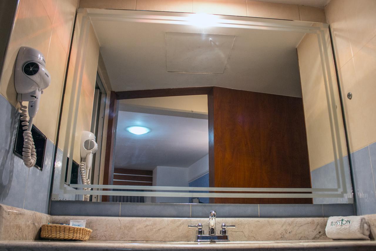 Autohotel Ilussion Córdoba Exteriör bild