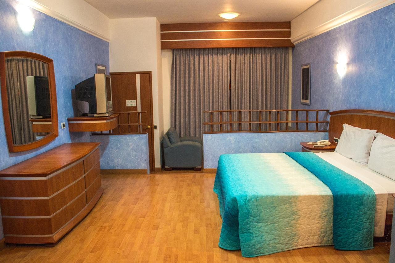 Autohotel Ilussion Córdoba Exteriör bild